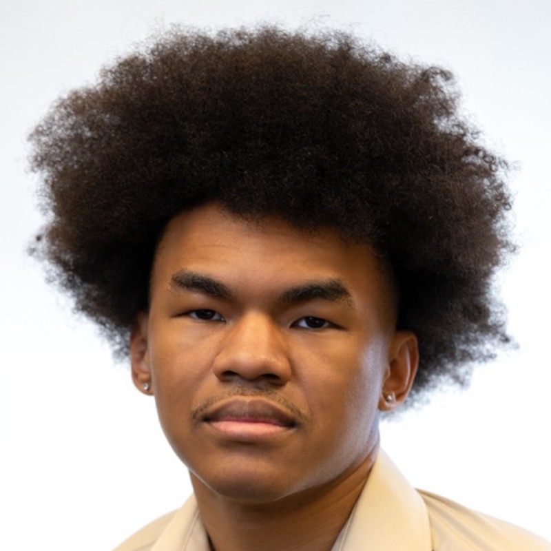 Amari Linkedin Photo-1